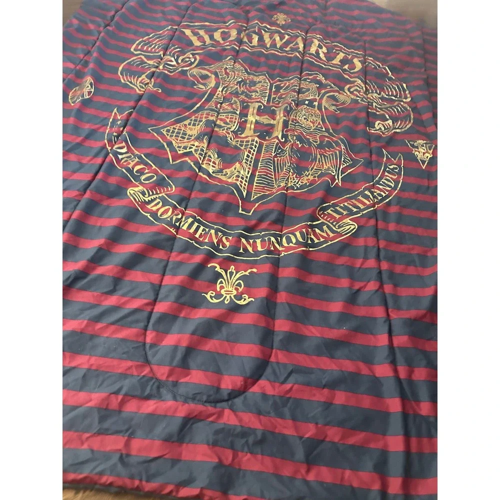 Harry Potter Hogwarts Bedding Set Comforter and Sheet set Navy Blue Gold